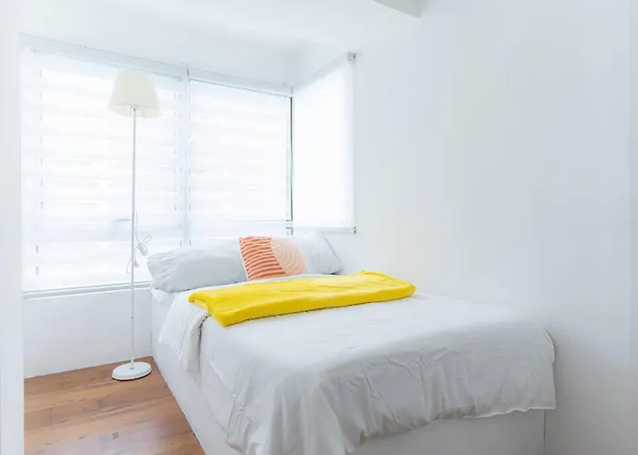 A2j Luxury 3br Bgc Loft Near Malls And Airport * Manila
