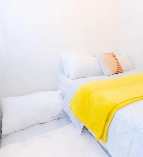 Apartment A2j Luxury 3br Bgc Loft Near Malls And Airport *
