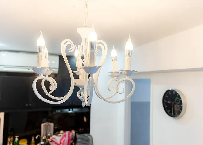 A2j Luxury 3br Bgc Loft Near Malls And Airport Manila